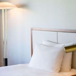 Privilege Room Double Bed Mountain View